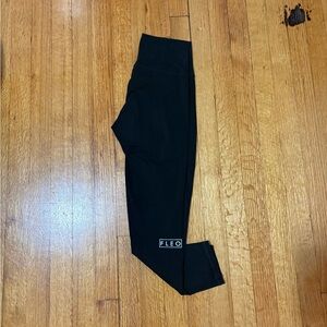 Women’s Black Fleo Leggings